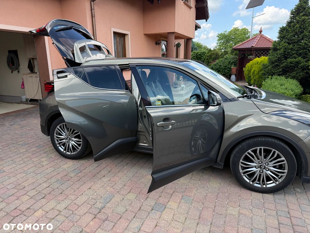 Toyota C-HR 2.0 Hybrid Executive - 11