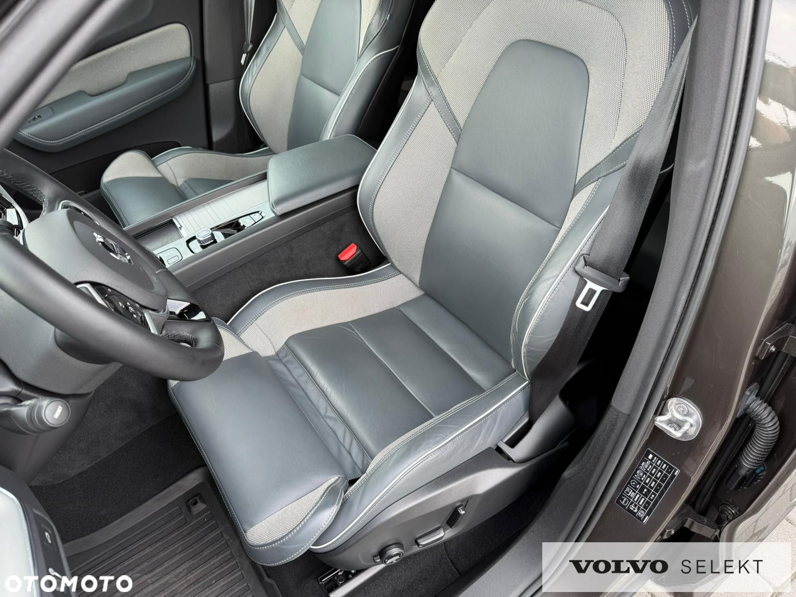 Volvo XC 60 - 13