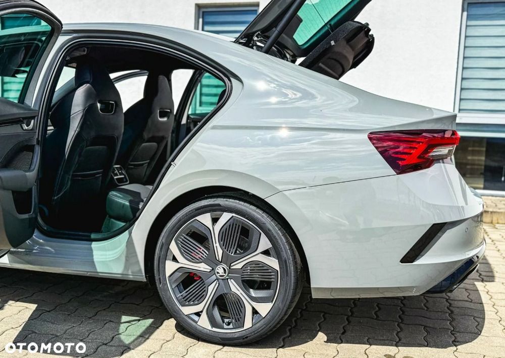 Skoda Octavia - 7