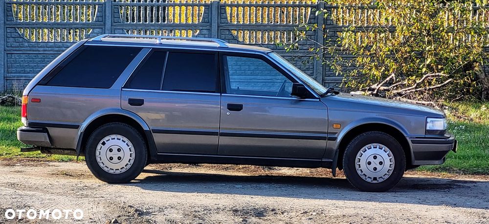 Nissan Bluebird 2.0 SLX - 1