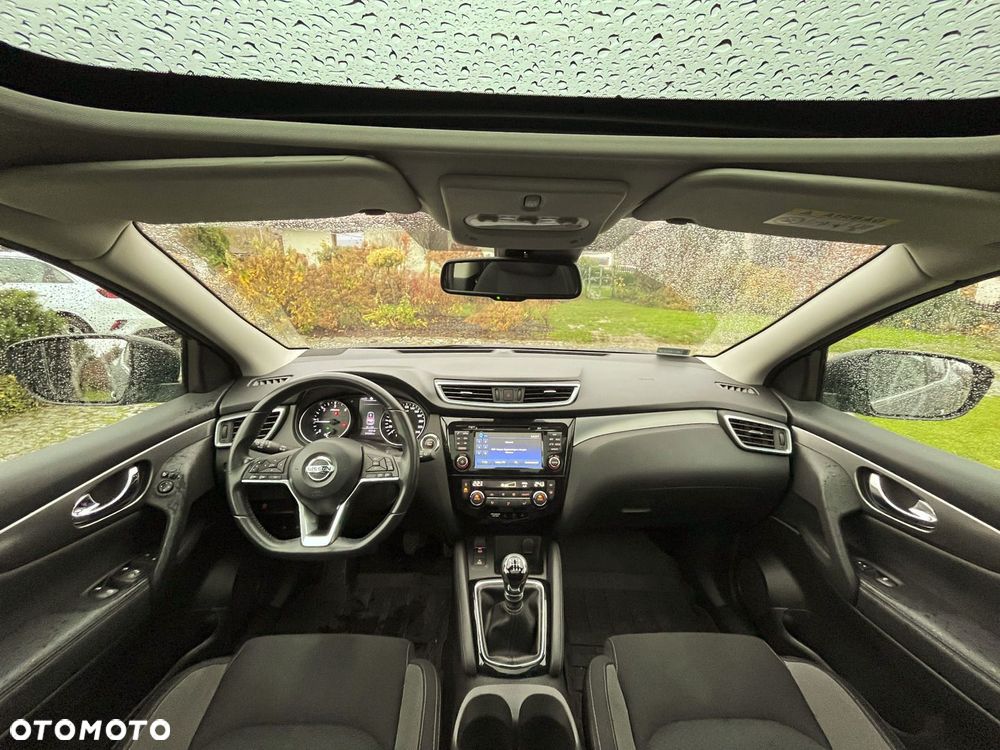 Nissan Qashqai 1.5 dCi N-Connecta - 15