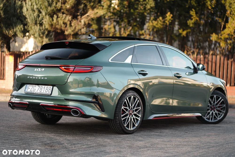 Kia ProCeed 1.6 T-GDI GT DCT - 9