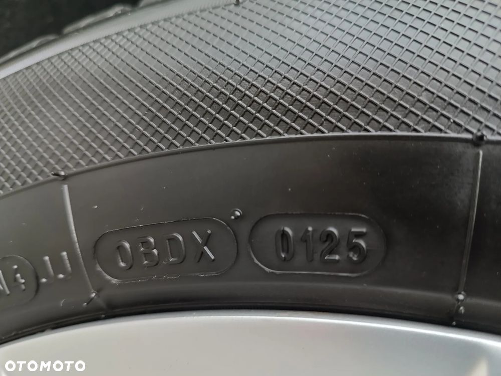 Volkswagen Tiguan 2.0 TDI SCR BlueMotion Technology Lounge Sport & Style - 33