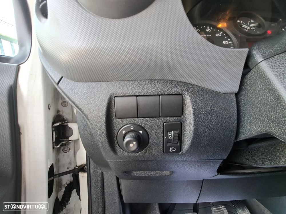Citroën Berlingo 1.6 HDi 90Cv * Nacional - 19