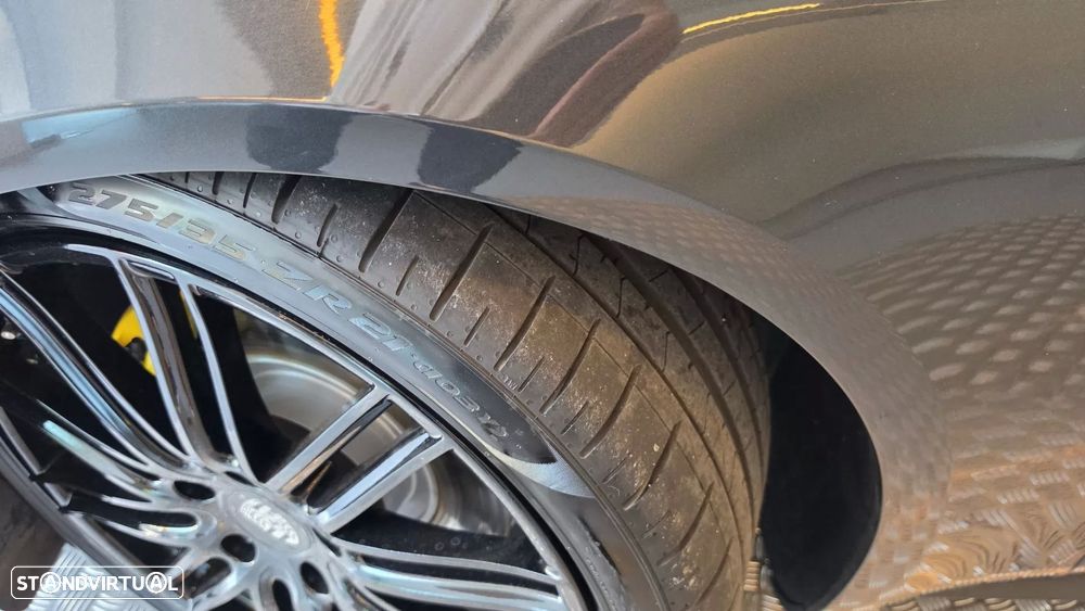 Porsche Panamera 4 S - 35