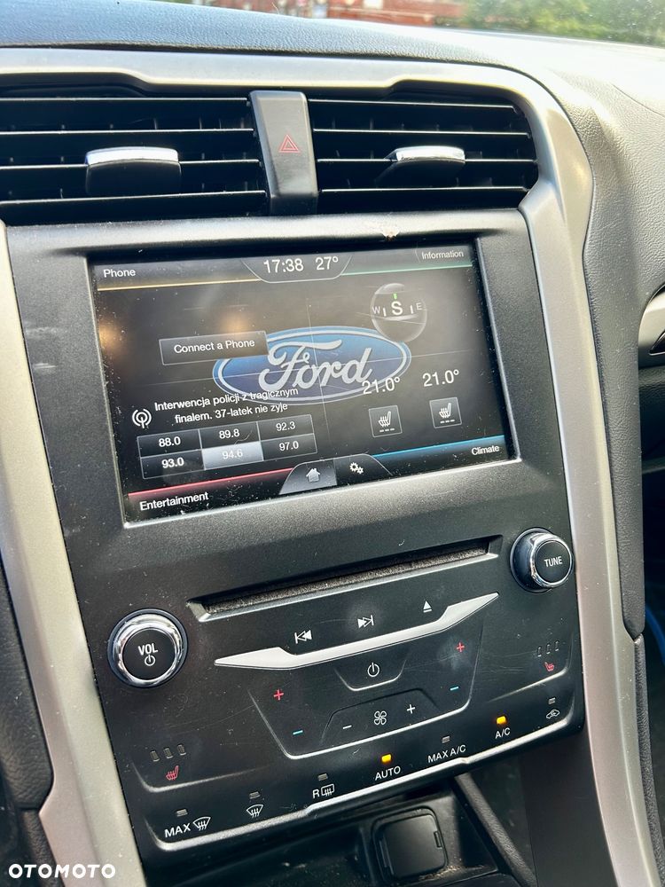 Ford Fusion - 11
