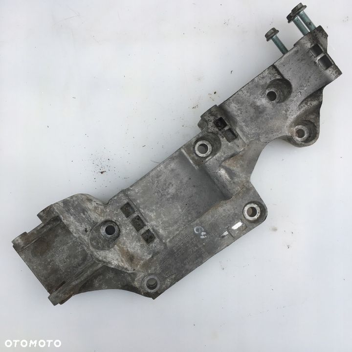 ŁAPA ALTERNATORA VW SEAT SKODA 06A903143B - 1