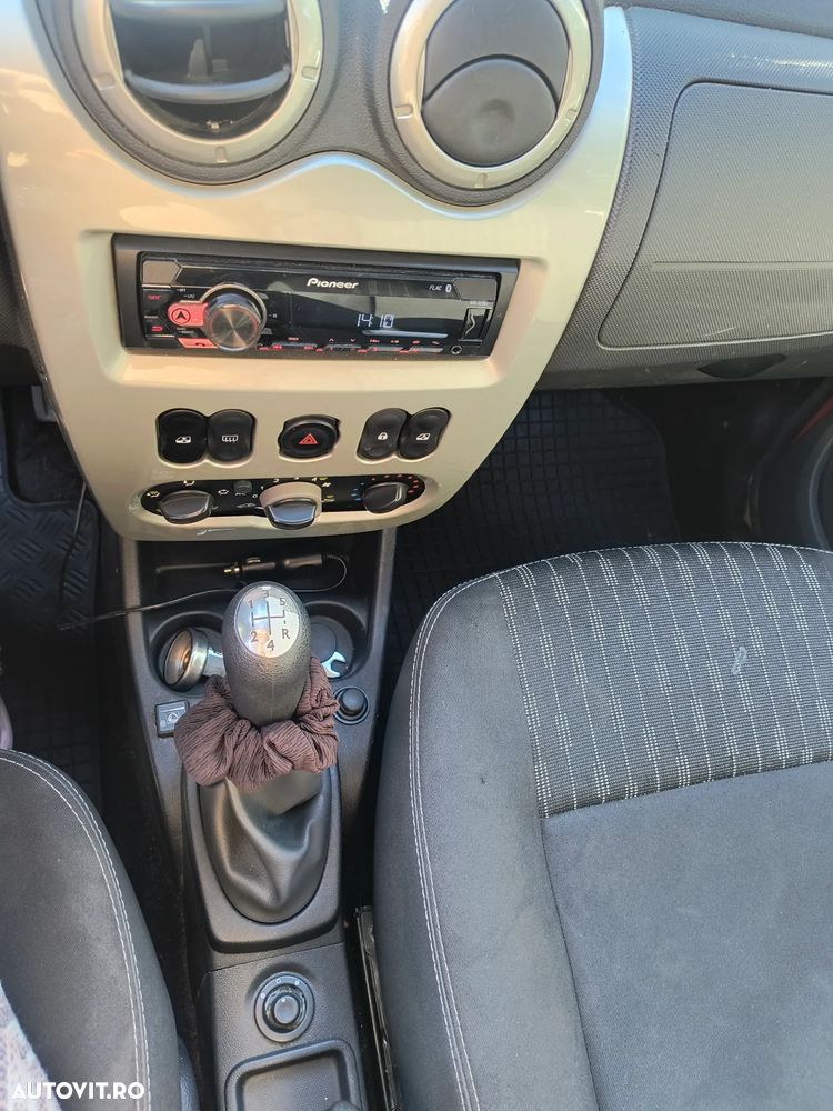 Dacia Sandero 1.2 - 3