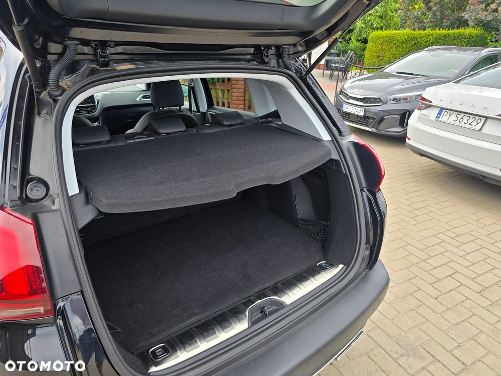 Peugeot 2008 - 18