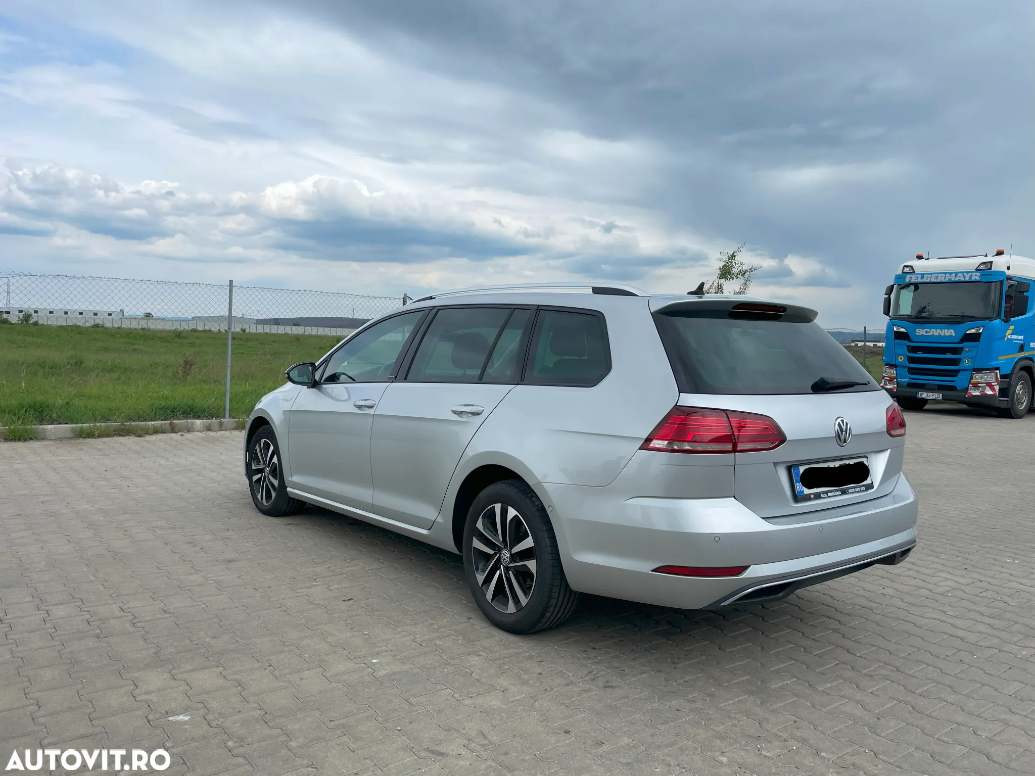Volkswagen Golf Variant 1.6 TDI SCR DSG IQ.DRIVE - 5