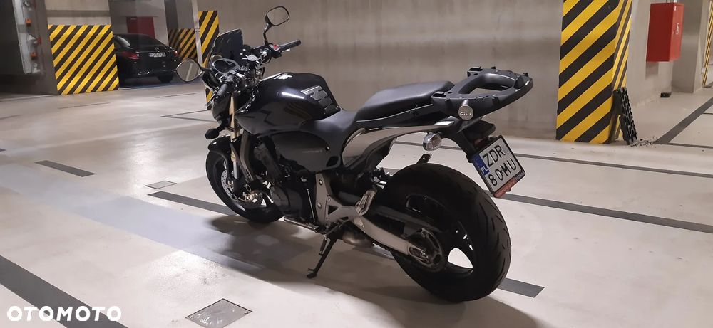 Honda Hornet - 3