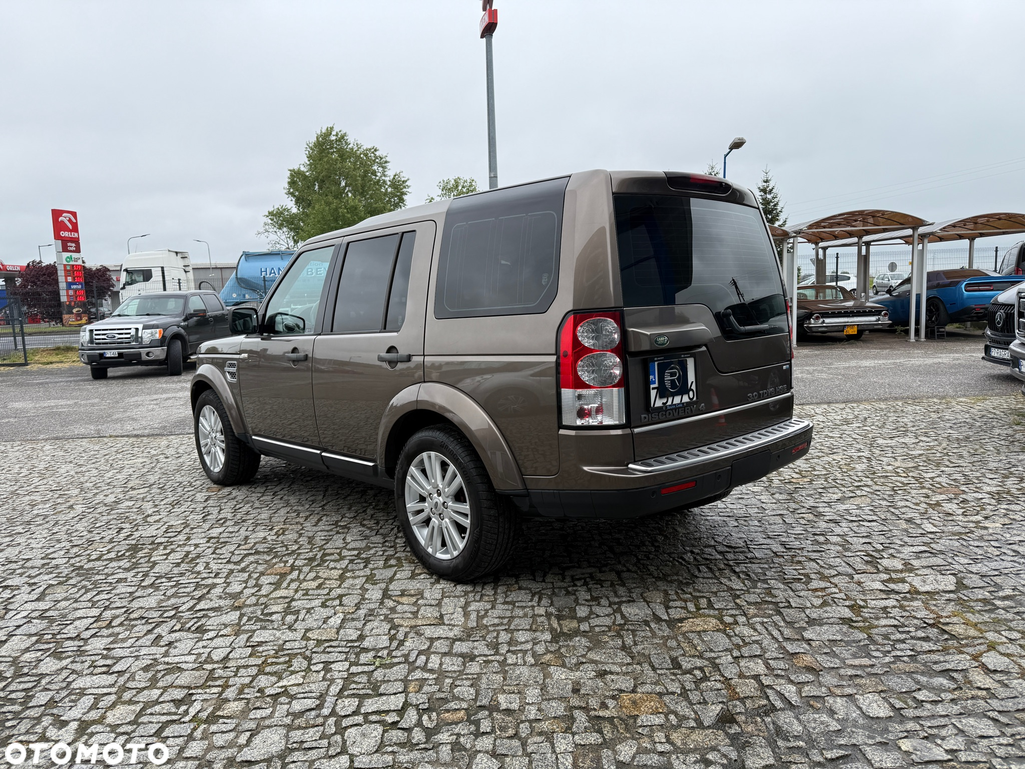 Land Rover Discovery IV 3.0D V6 HSE - 6