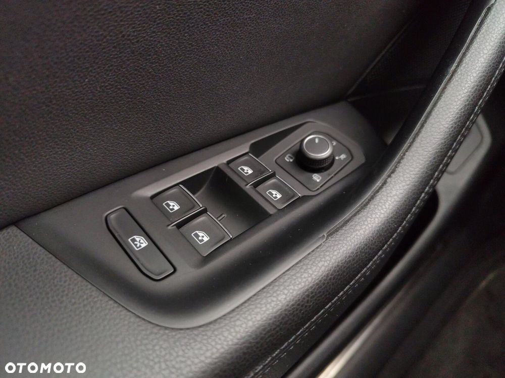 Volkswagen Passat 2.0 TDI BMT Highline DSG - 18