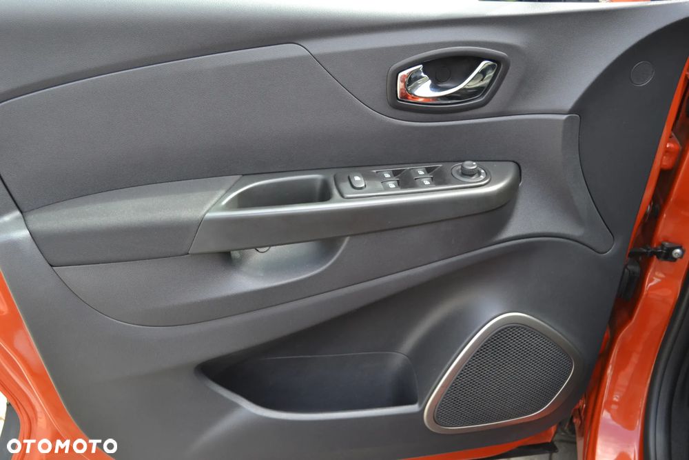 Renault Captur (ENERGY) TCe 90 INTENS - 30