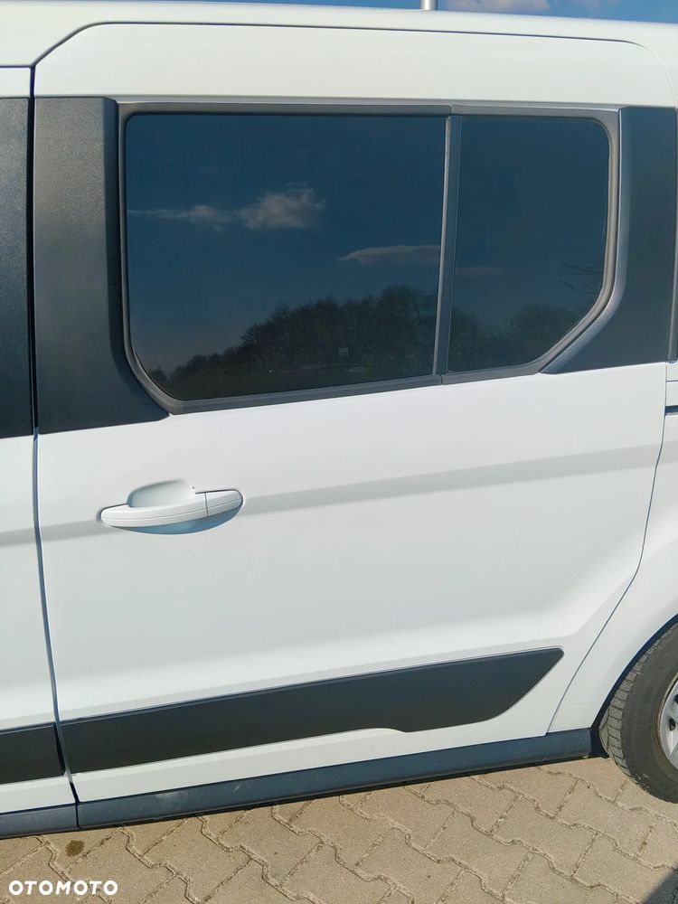 Ford Tourneo Connect - 7