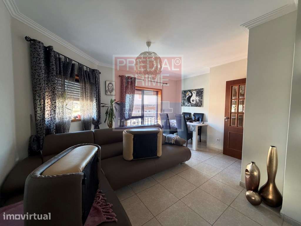 APARTAMENTO T3 NO FURADOURO - Grande imagem: 2/20