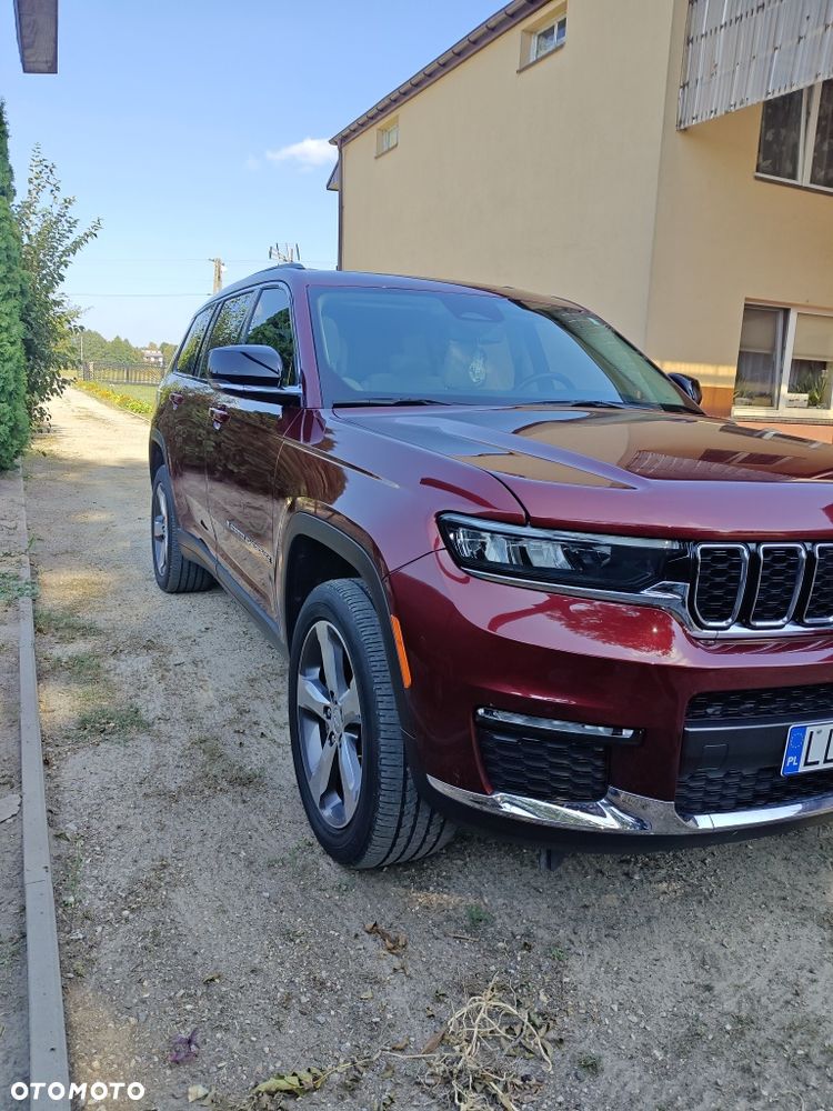 Jeep Grand Cherokee - 1