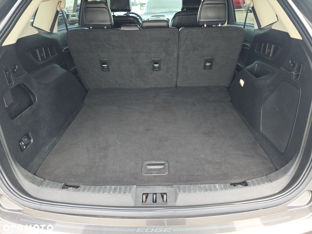 Ford Edge 2.0 EcoBlue Titanium - 12