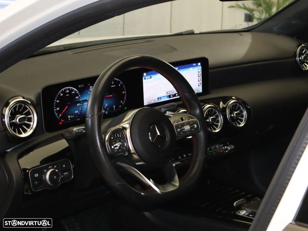 Mercedes-Benz A 180 d 7G-DCT AMG Line - 18