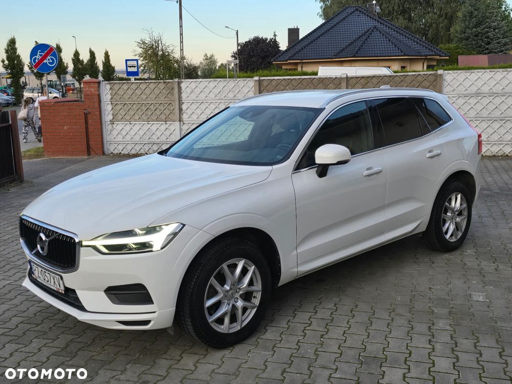 Volvo XC 60 D4 AWD Momentum - 2