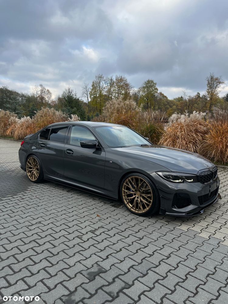 BMW 3 Series 2020 photo 3