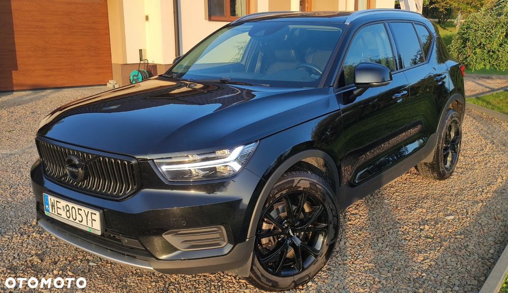 Volvo XC 40 T3 Momentum Pro - 39