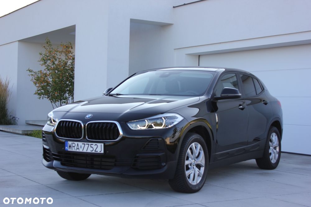 BMW X2 sDrive18d Advantage Plus - 1