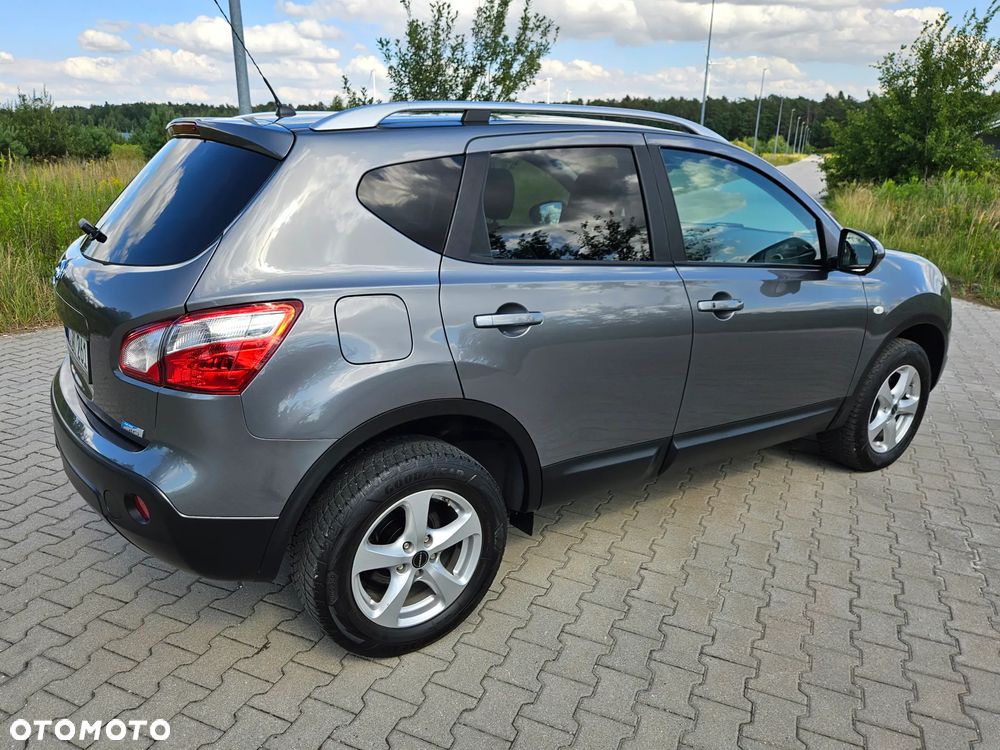 Nissan Qashqai 1.6 dCi N-Connecta - 4
