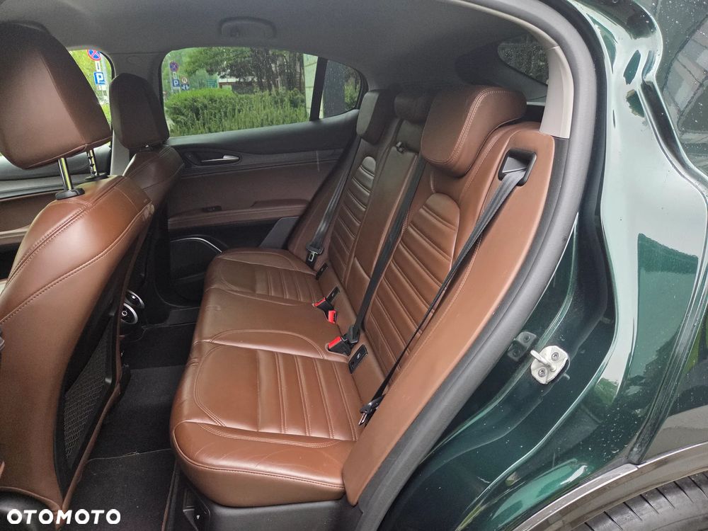 Alfa Romeo Stelvio 2.0 Turbo TI Q4 - 26