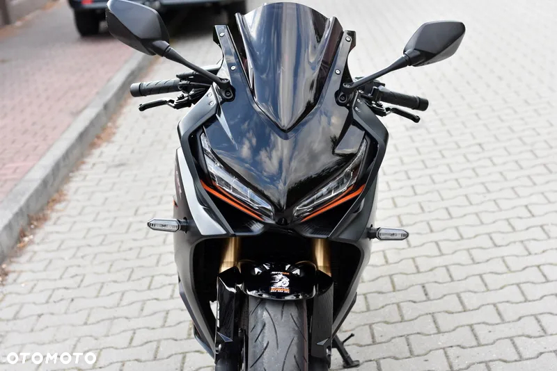 Honda CBR - 33