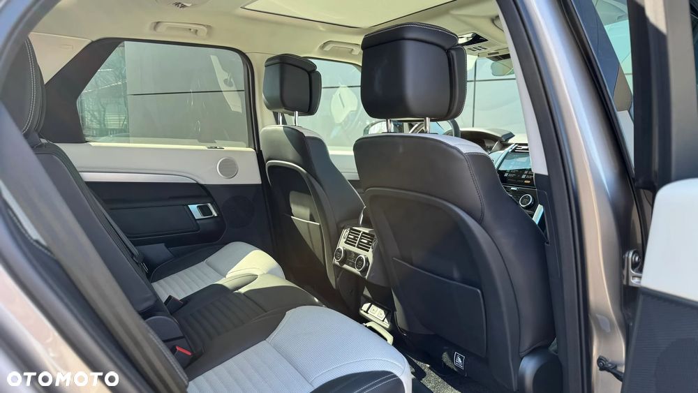 Land Rover Discovery 3.0 D350 mHEV Dynamic HSE - 13