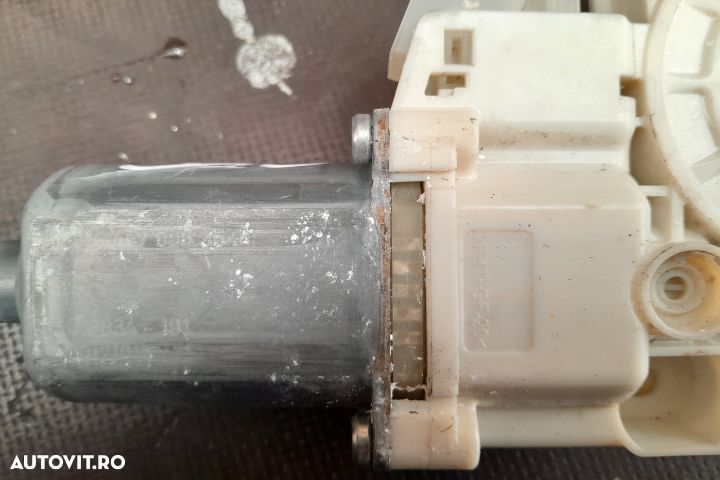 Motoras macara geam fata stanga A4479063500 A4479063500 Mercedes-Benz - 4