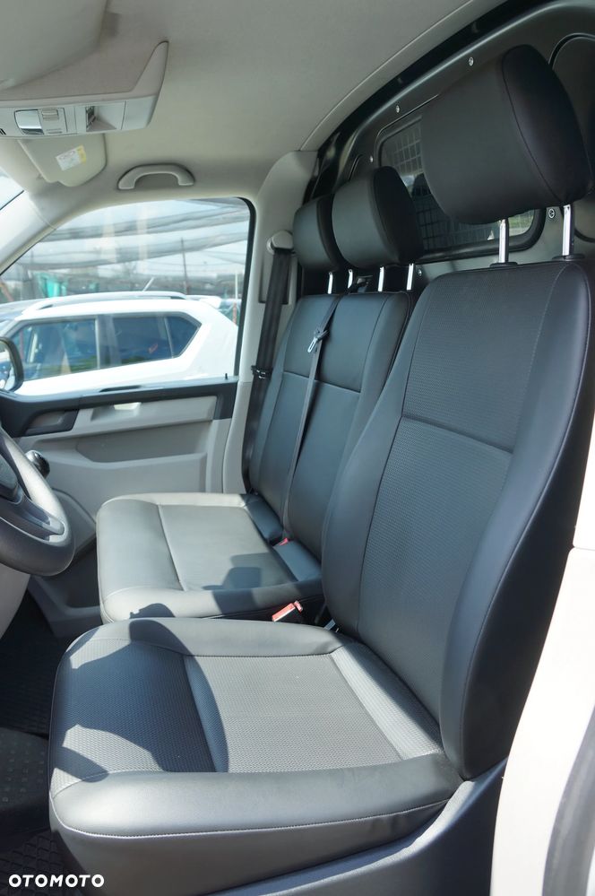 Volkswagen Transporter - 21