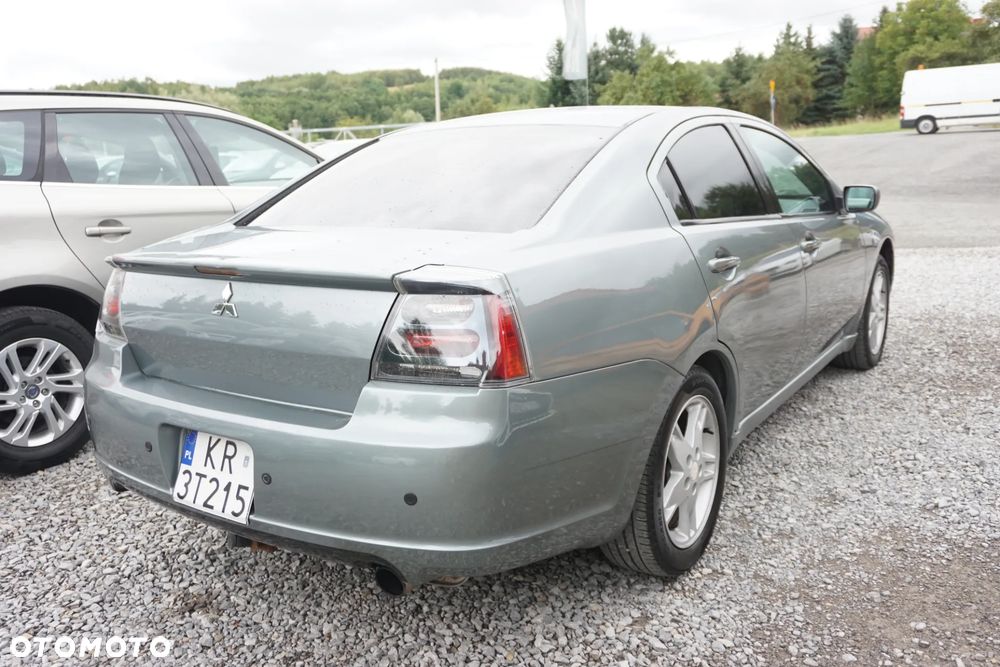 Mitsubishi Galant - 6