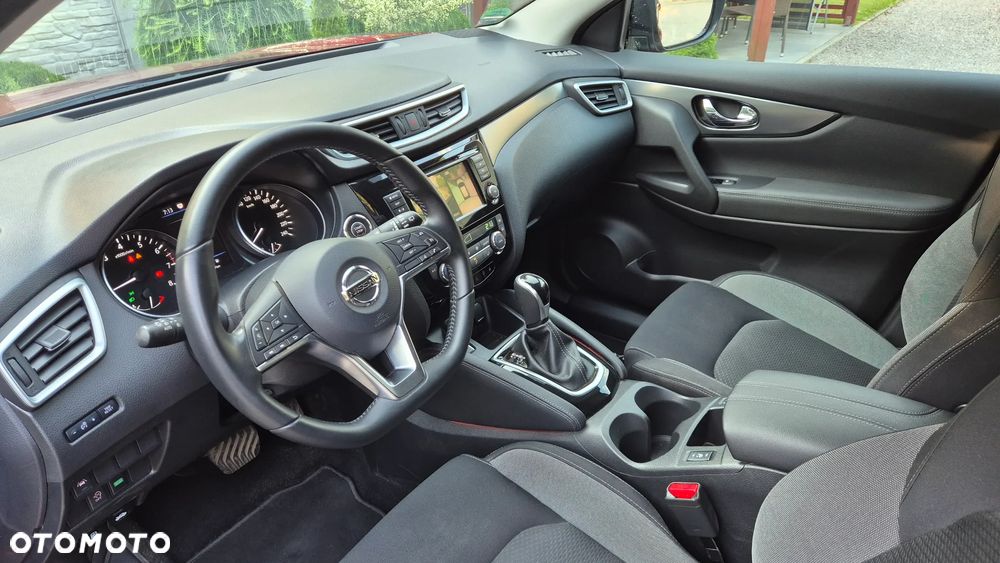 Nissan Qashqai 1.3 DIG-T N-Connecta DCT - 7