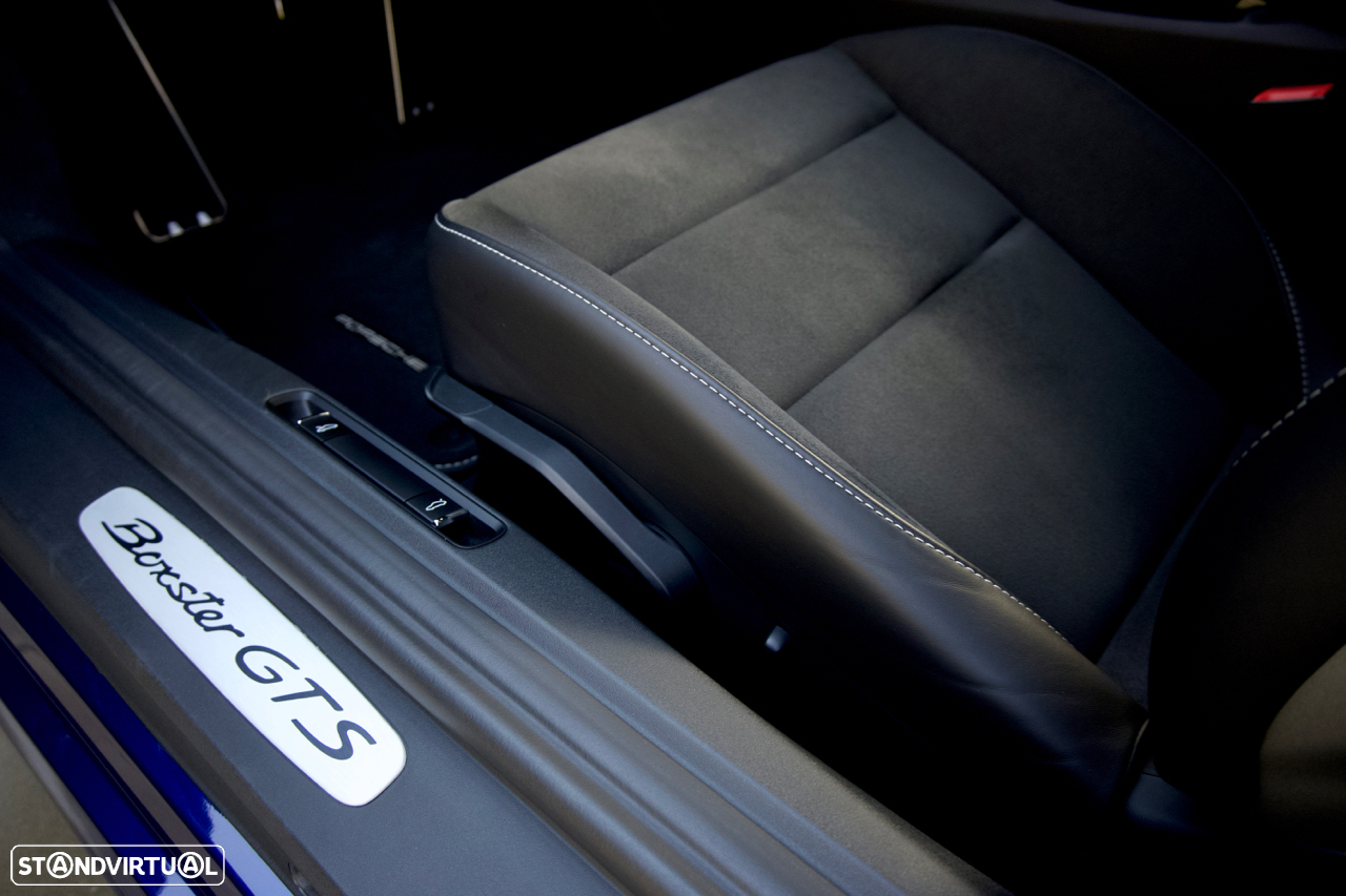 Porsche 718 Boxster 4.0 GTS PDK - 19