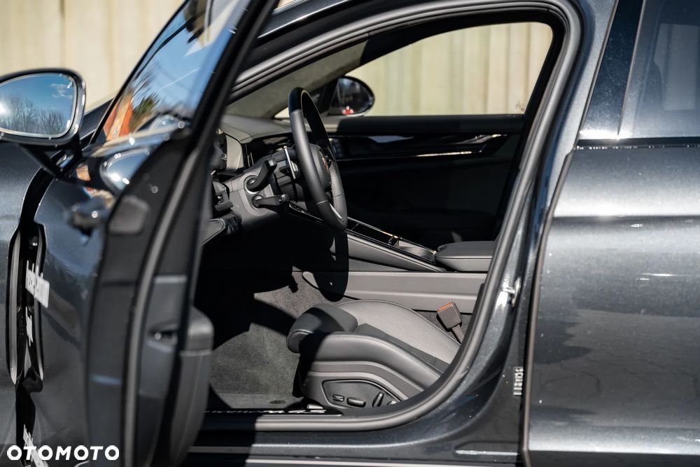 Porsche Panamera - 9