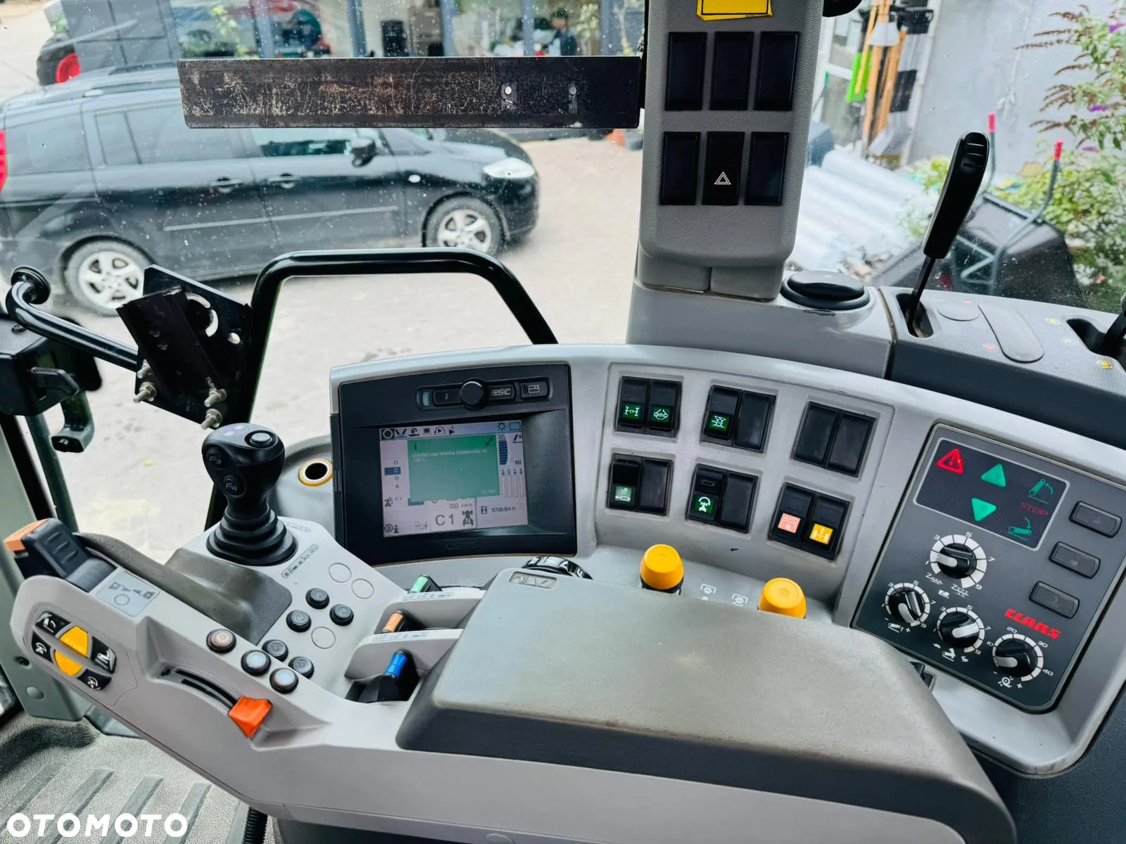 Claas Axion 850 CEBIS LE MANS - 10