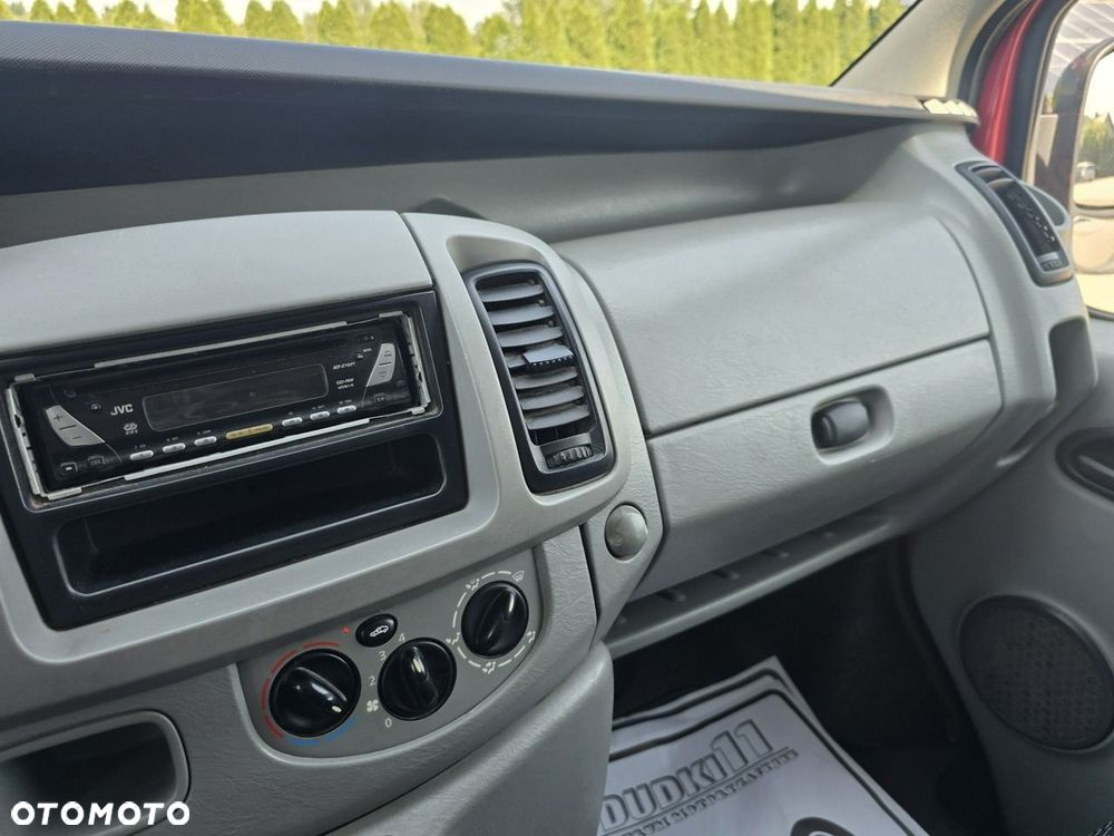 Opel Vivaro - 27