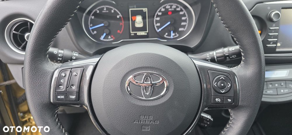 Toyota Yaris 1.5 20th Anniversary - 15