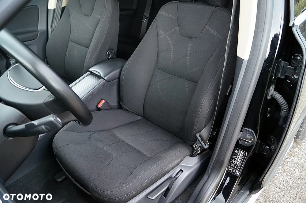 Volvo XC 60 D4 Geartronic Momentum - 19