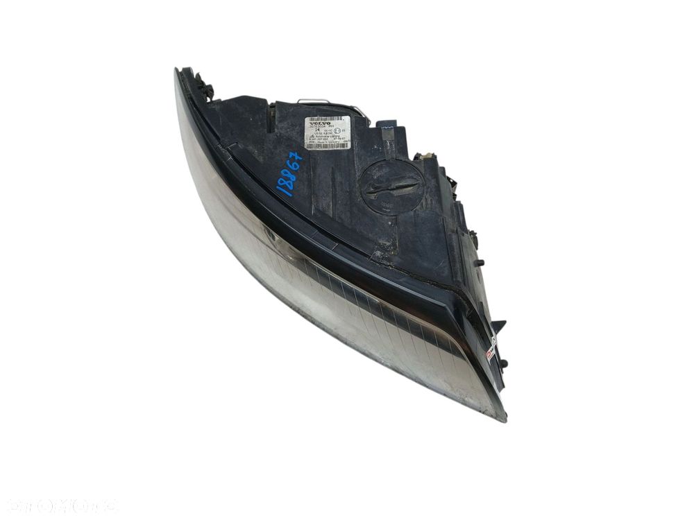 LAMPA PRAWY PRZÓD VOLVO V50 LIFT (2007-2012) 2.0 D 136KM 30763034 - 5