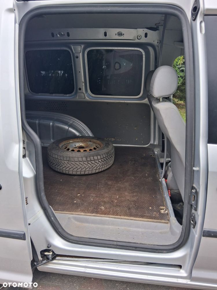 Volkswagen Caddy - 15