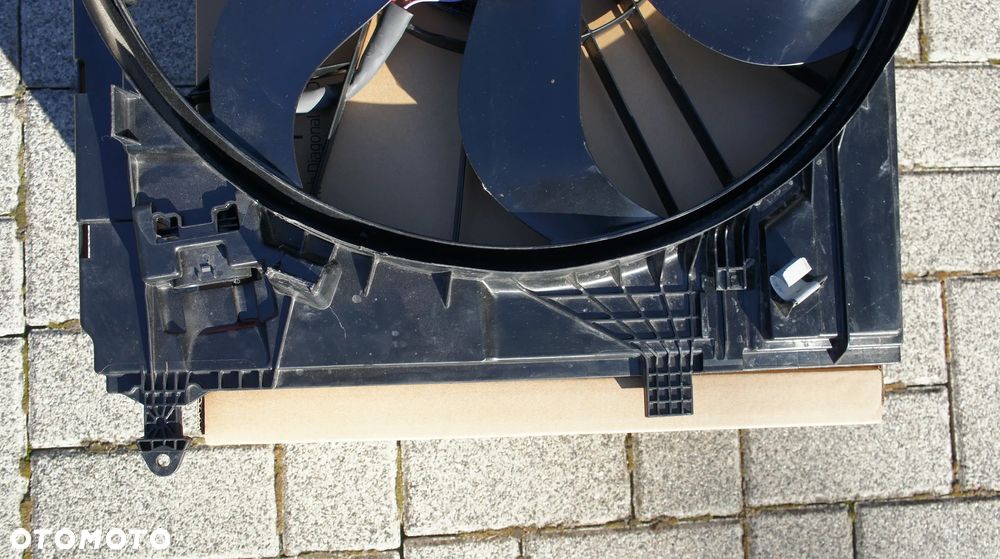 WENTYLATOR CHŁODNIC MERCEDES A0999063902 - 4