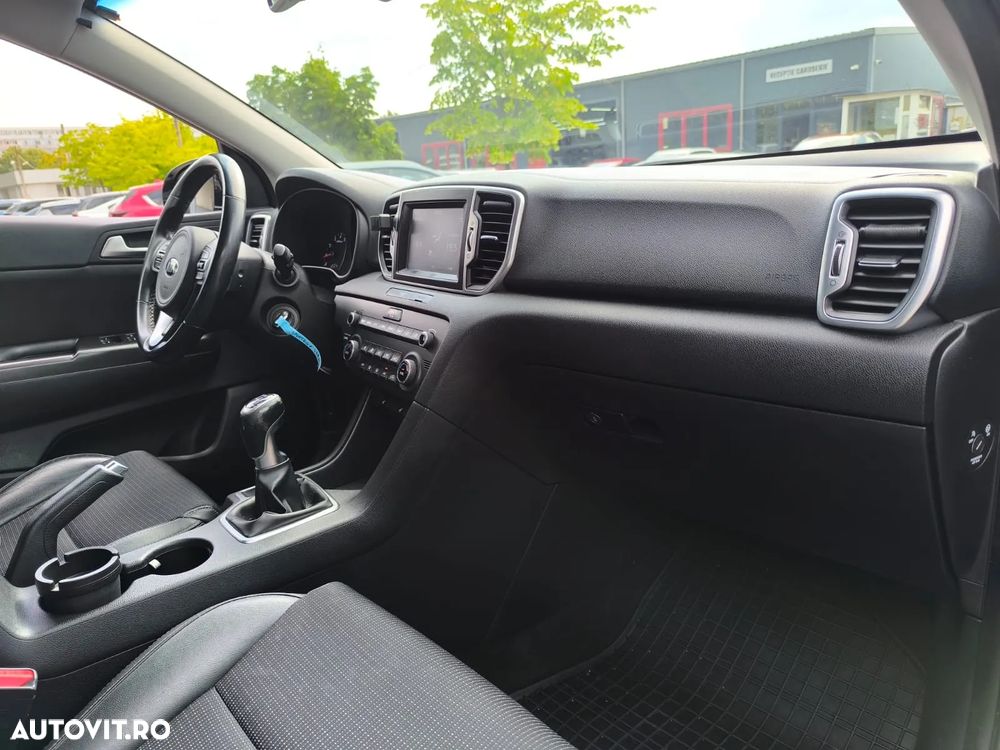 Kia Sportage 1.6 GDI 6MT 4x2 Style - 32
