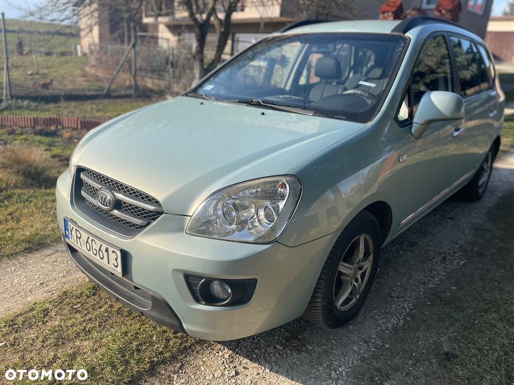 Kia Carens 2.0 CRDi Tour - 4