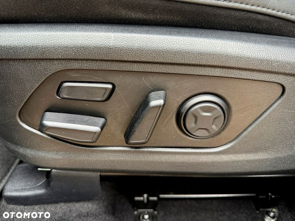Kia Sorento - 30