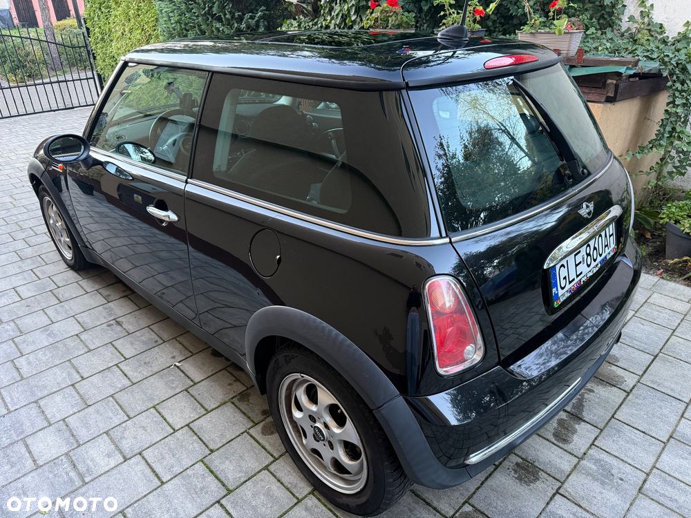 MINI ONE - 6