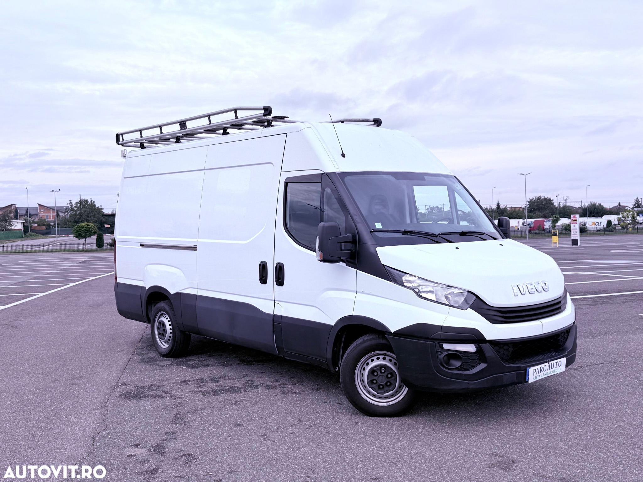 Iveco Massif - 4