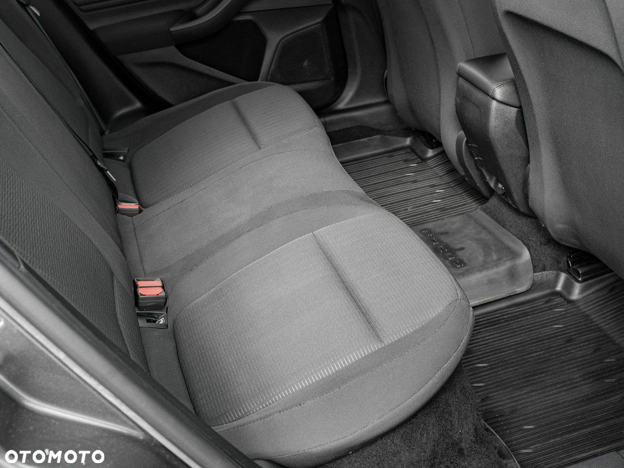 Ford Focus 1.0 EcoBoost Active - 29